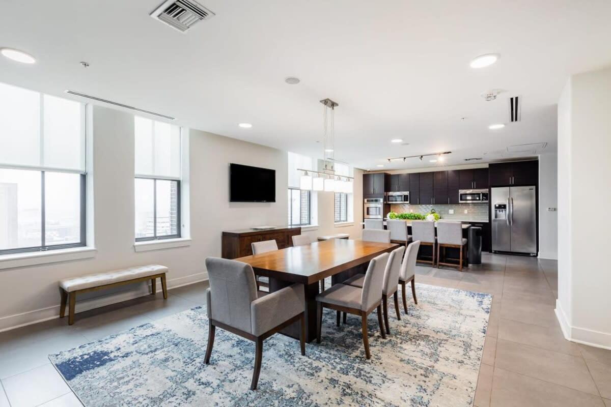 2B 2Ba Luxury Downtown Suite Rooftop Deck & Gym Baltimore Exterior foto